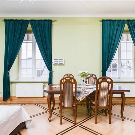 Apartamenty W Palacu Pod Baranami Krakow Luaran gambar