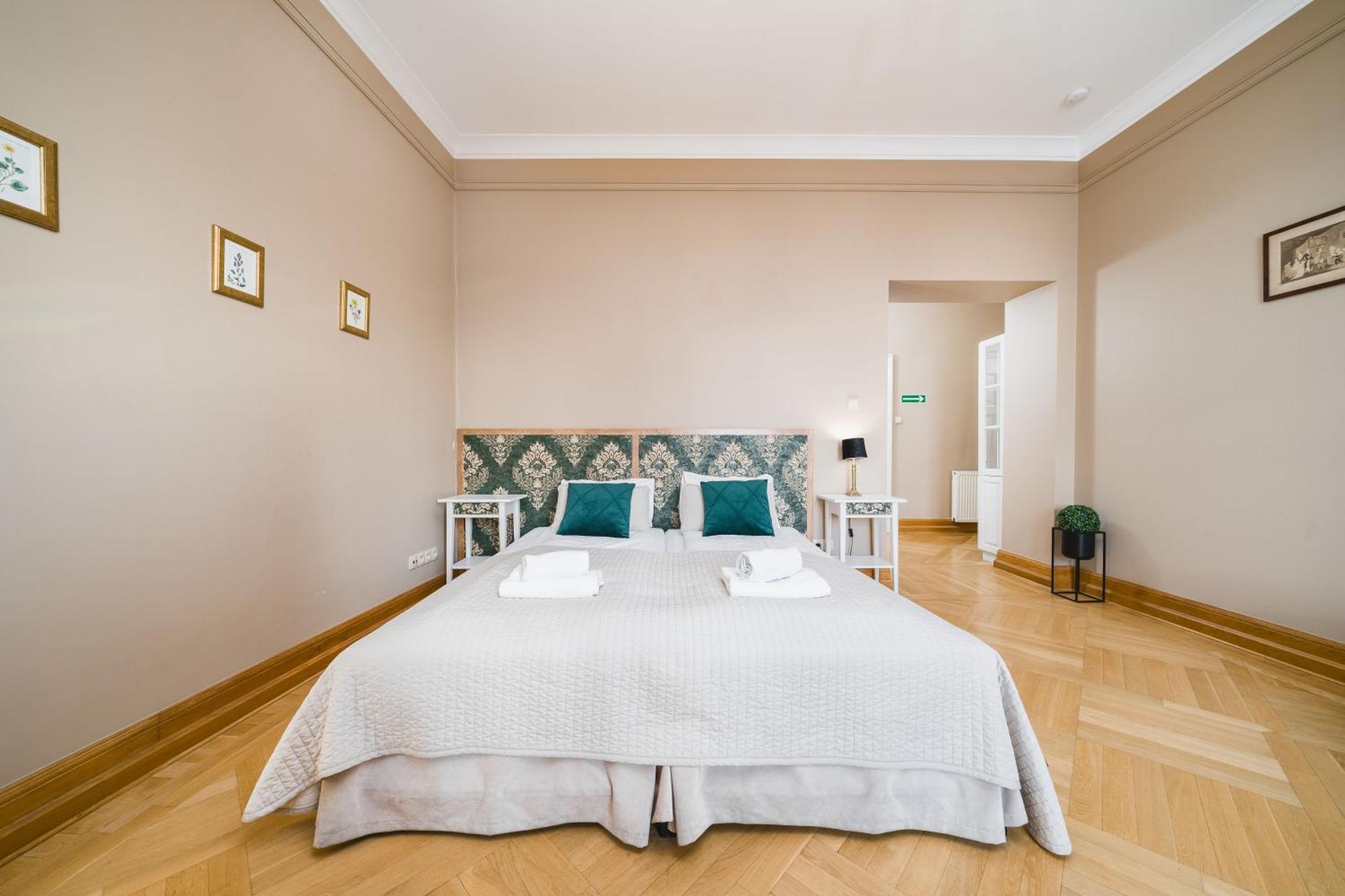 Apartamenty W Palacu Pod Baranami Krakow Luaran gambar