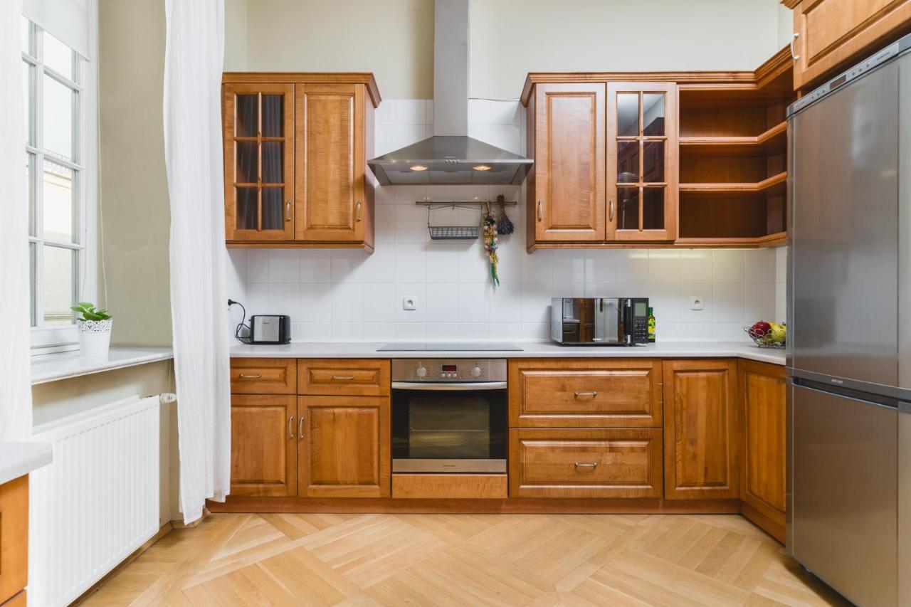 Apartamenty W Palacu Pod Baranami Krakow Luaran gambar