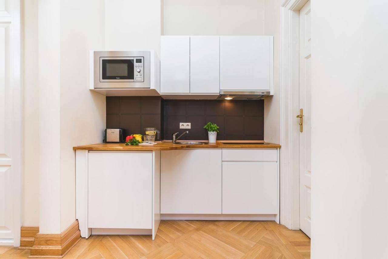 Apartamenty W Palacu Pod Baranami Krakow Luaran gambar